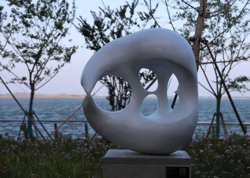 滴水湖畔,無圍墻美術館 鏈接 市民與藝術